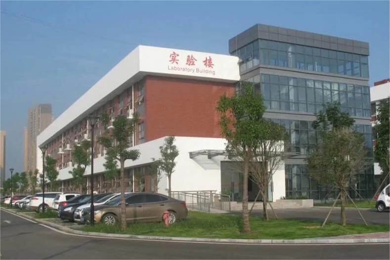 高三复读学校怎么选 复读一年的学费大概是多少.jpg