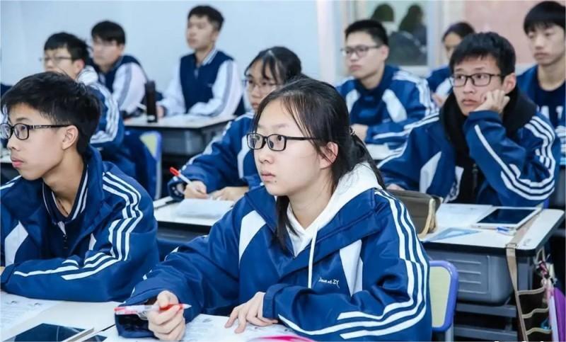 学生复读需要准备什么手续.jpg