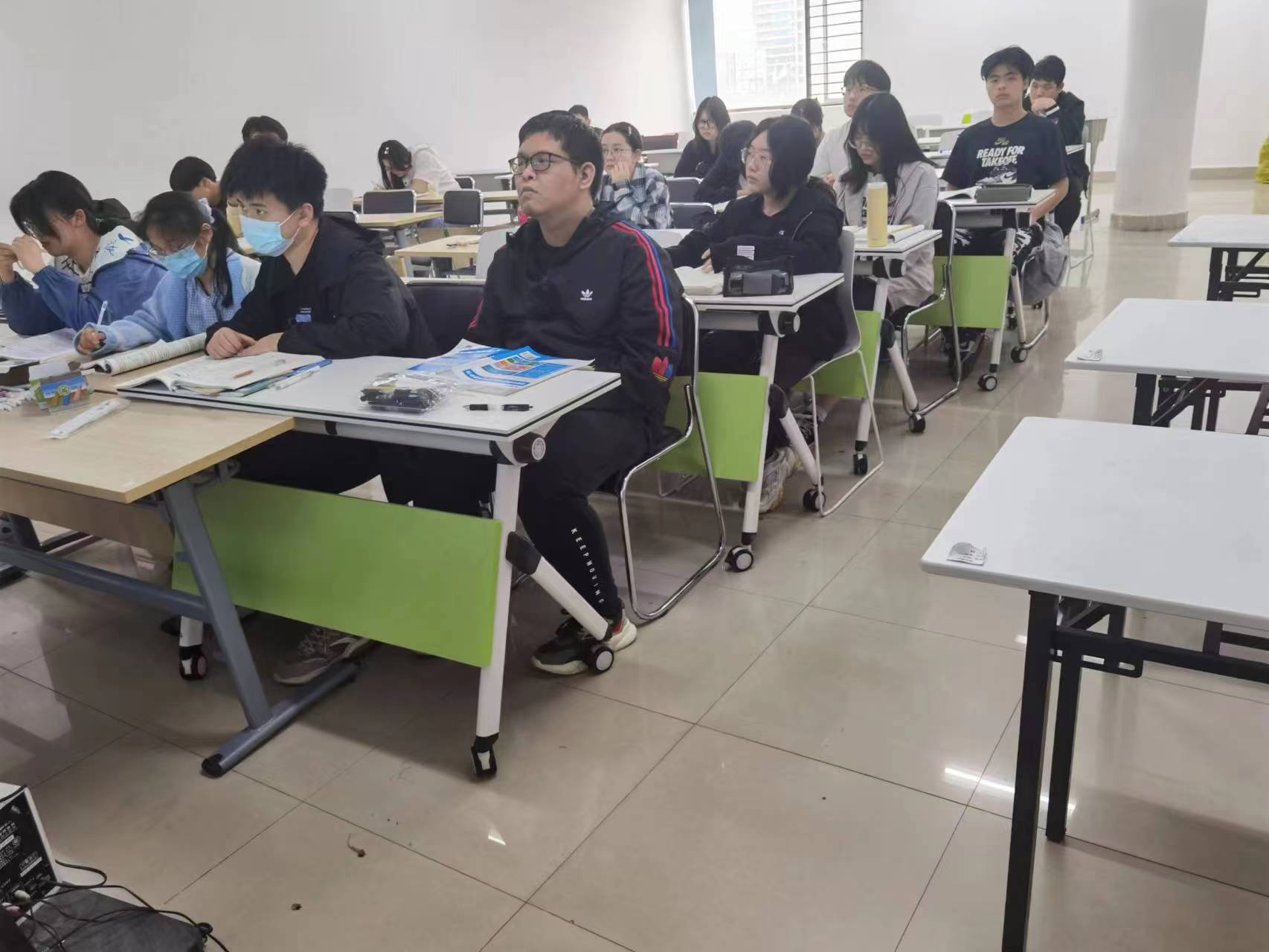 微信图片_20230517183546.jpg