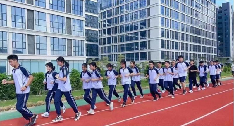 高考复读与专转本的差异是什么.jpg