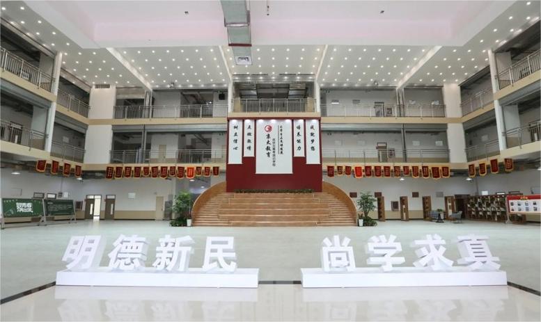 2023年没考上本科是复读还是读专科该如何选择？什么学生适合复读？.jpg