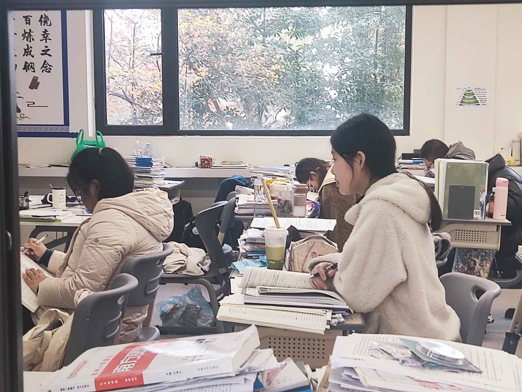 父母必看，哪些坏习惯会毁掉高中复读孩子的学习？