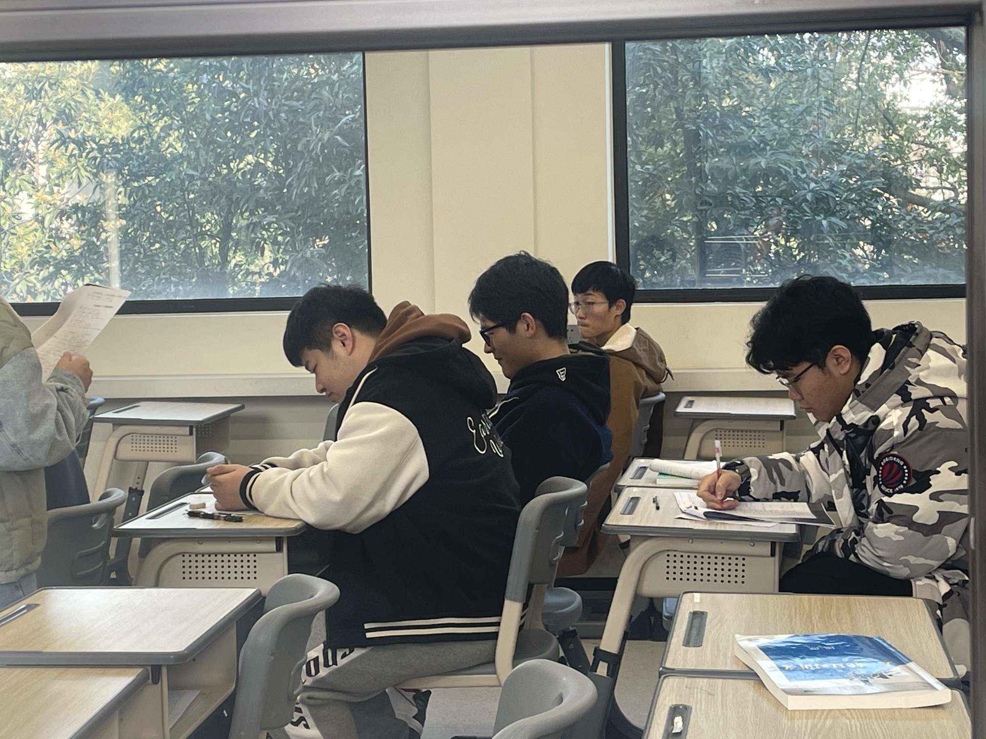 高考复读最后半年有哪些好的策略？两大方面13个招数，助你提前取胜！