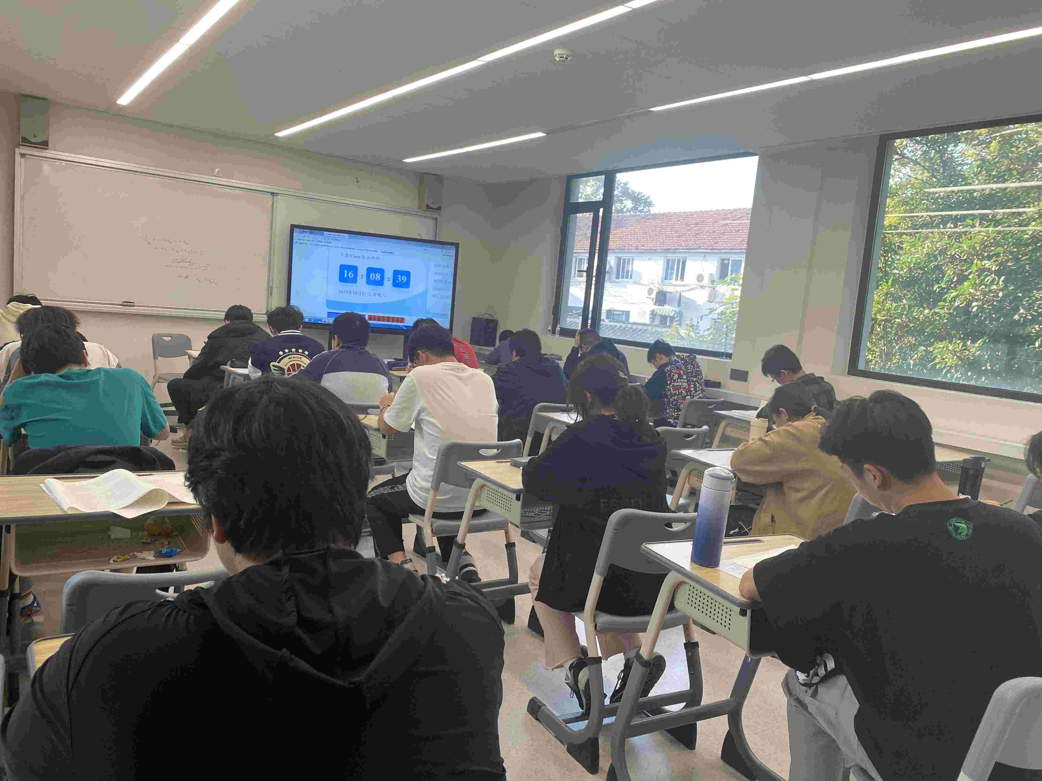 距2024高考仅剩100多天，复读生如何快速提分？看看清北学霸的经验之谈！