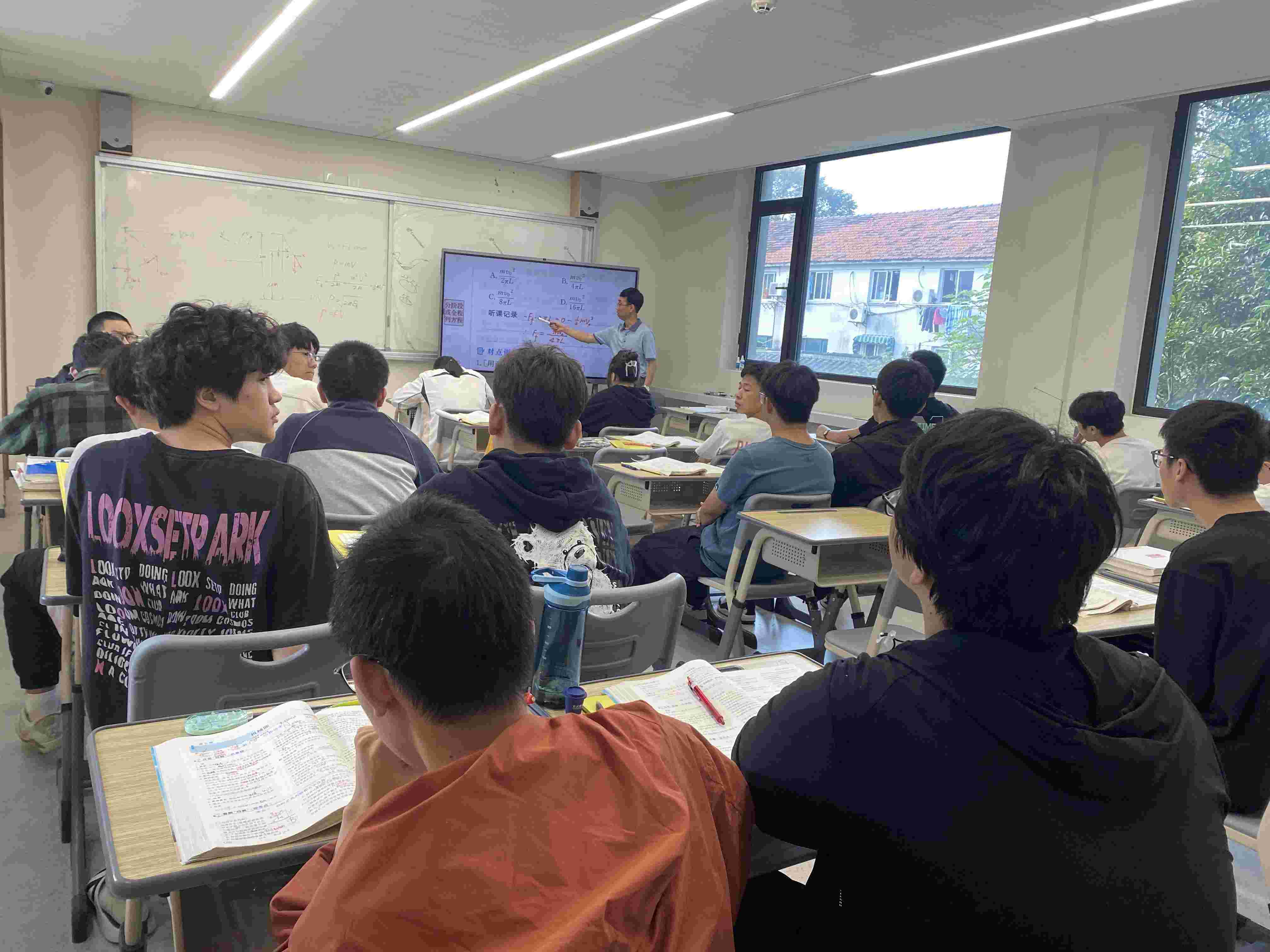 2025江苏苏州高考复读班费用大揭秘！